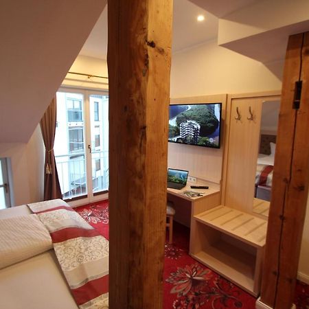 Hotel Stadtvilla Laux Merzig Bagian luar foto