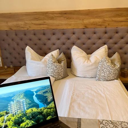 Hotel Stadtvilla Laux Merzig Bagian luar foto