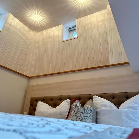 Hotel Stadtvilla Laux Merzig Bagian luar foto