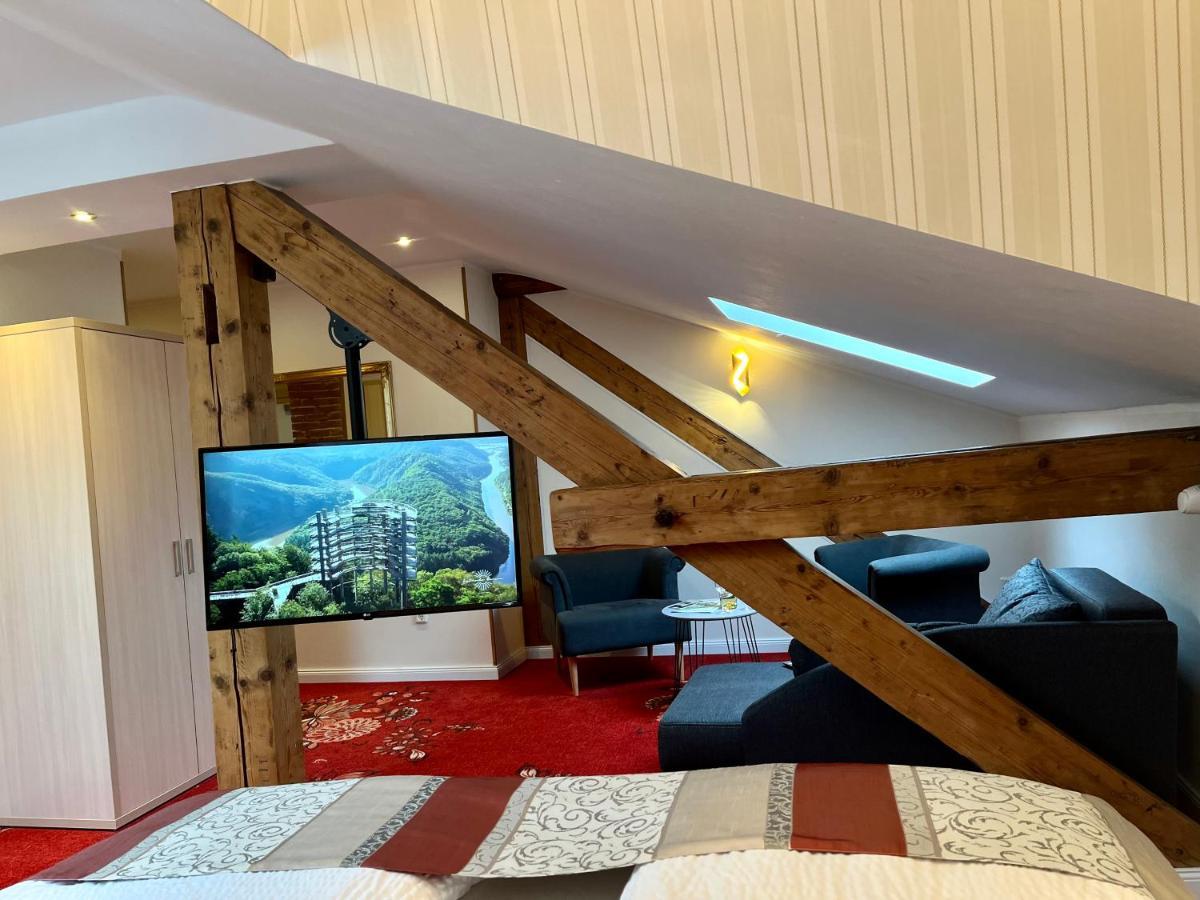 Hotel Stadtvilla Laux Merzig Bagian luar foto
