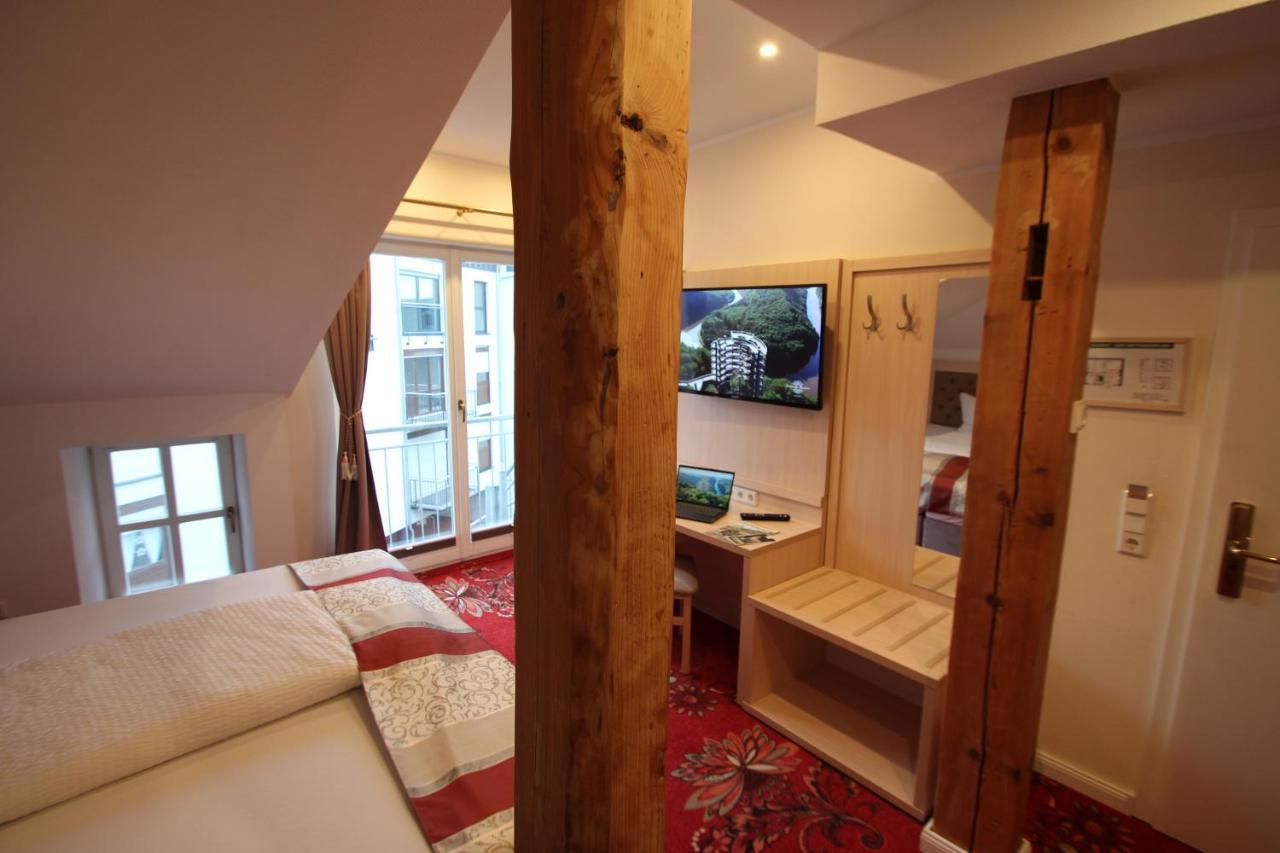Hotel Stadtvilla Laux Merzig Bagian luar foto