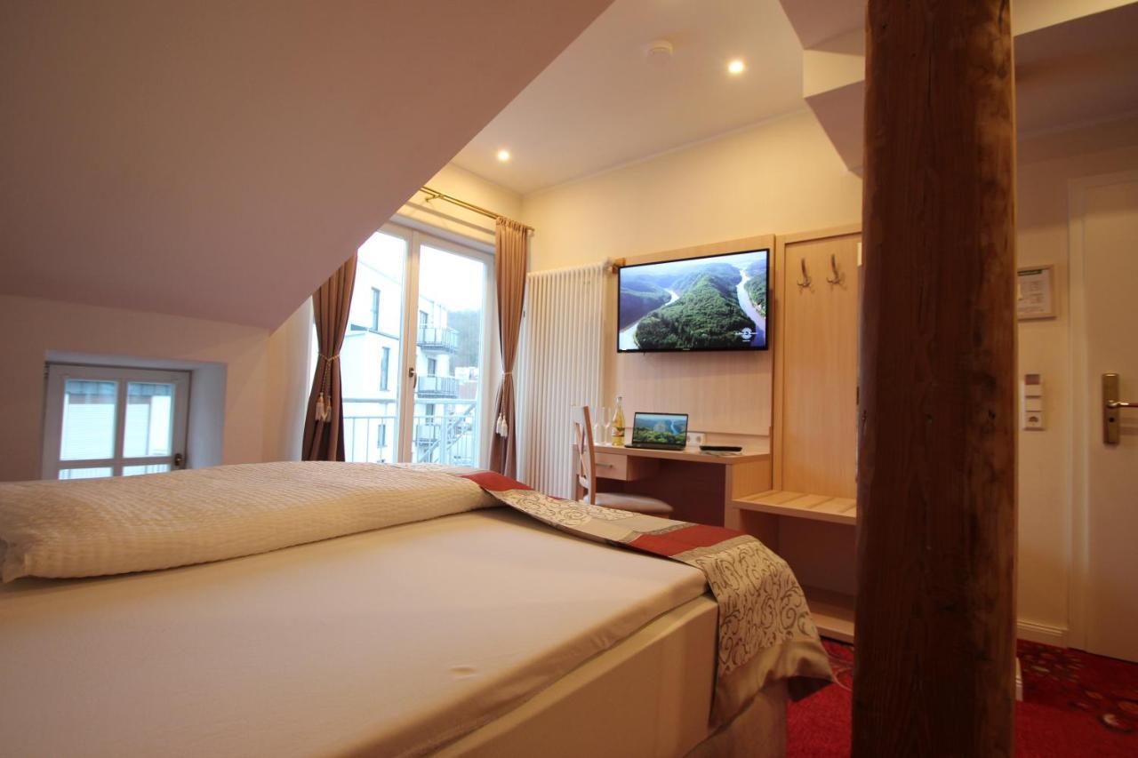 Hotel Stadtvilla Laux Merzig Bagian luar foto
