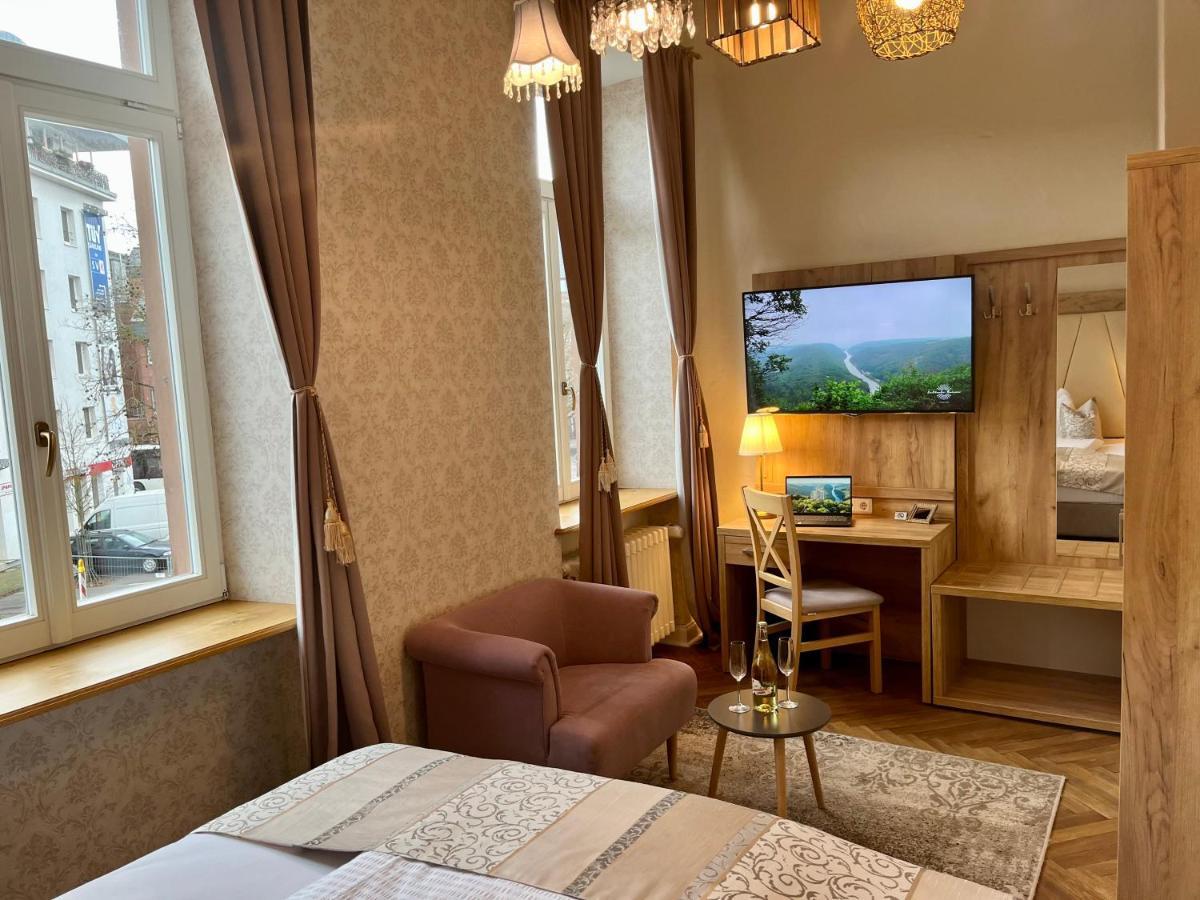 Hotel Stadtvilla Laux Merzig Bagian luar foto